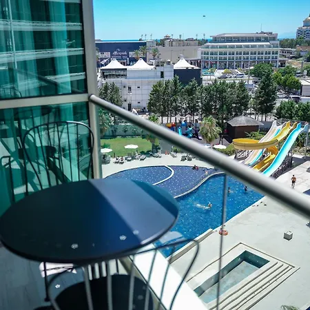 アパート Sirius Town By Antalyasuites アンタルヤ