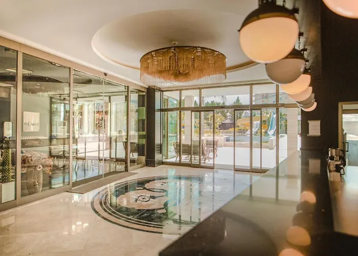 Sirius Town By Antalyasuites *