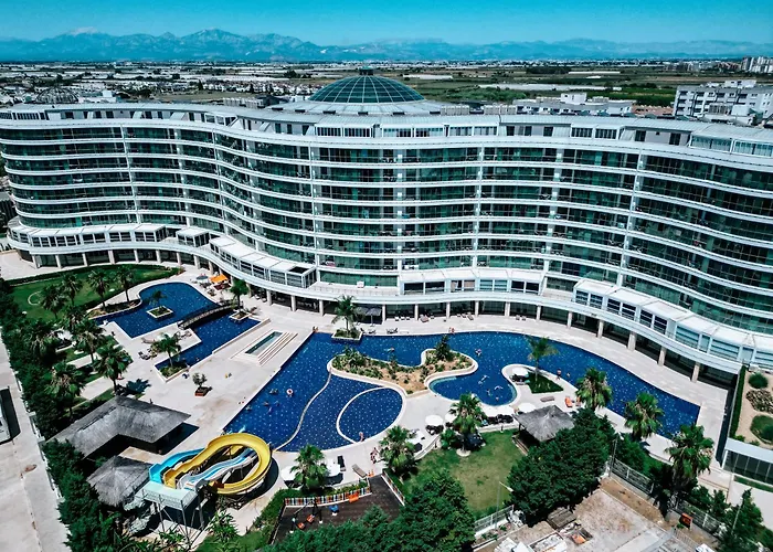 아파트 Sirius Town By Antalyasuites